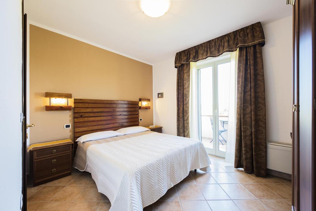 Agriturismo Il Fontanile 马西利亚纳 外观 照片