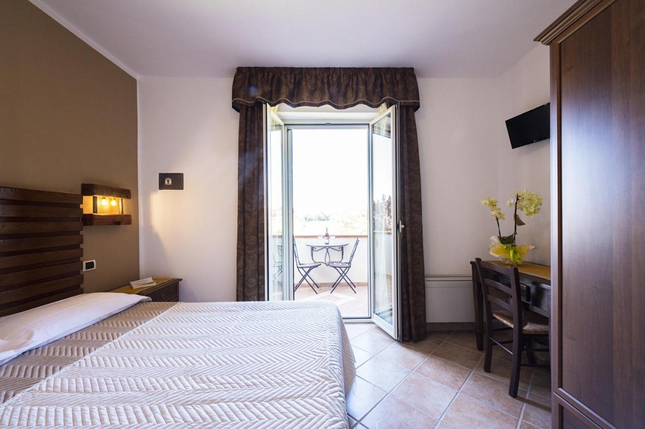 Agriturismo Il Fontanile 马西利亚纳 外观 照片
